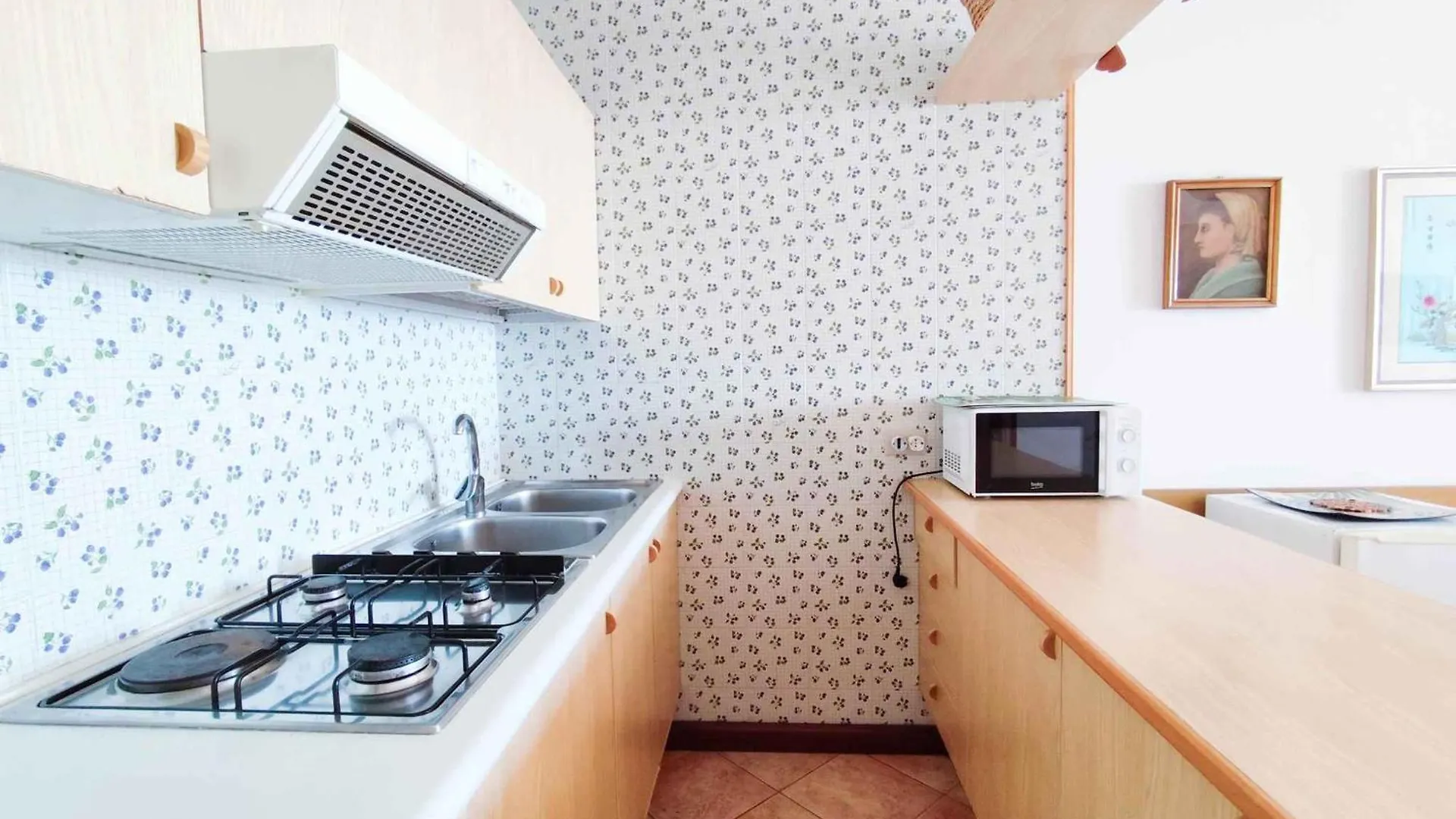 Apartment In Lido Di Jesolo 48307