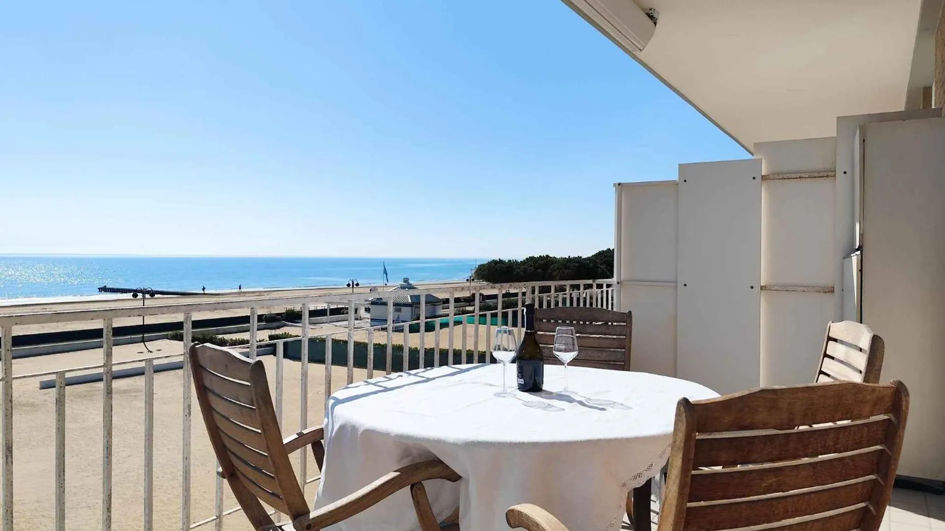 Apartment In Lido Di Jesolo 48307
