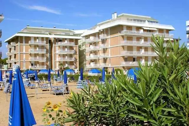 Apartment In Lido Di Jesolo 48307
