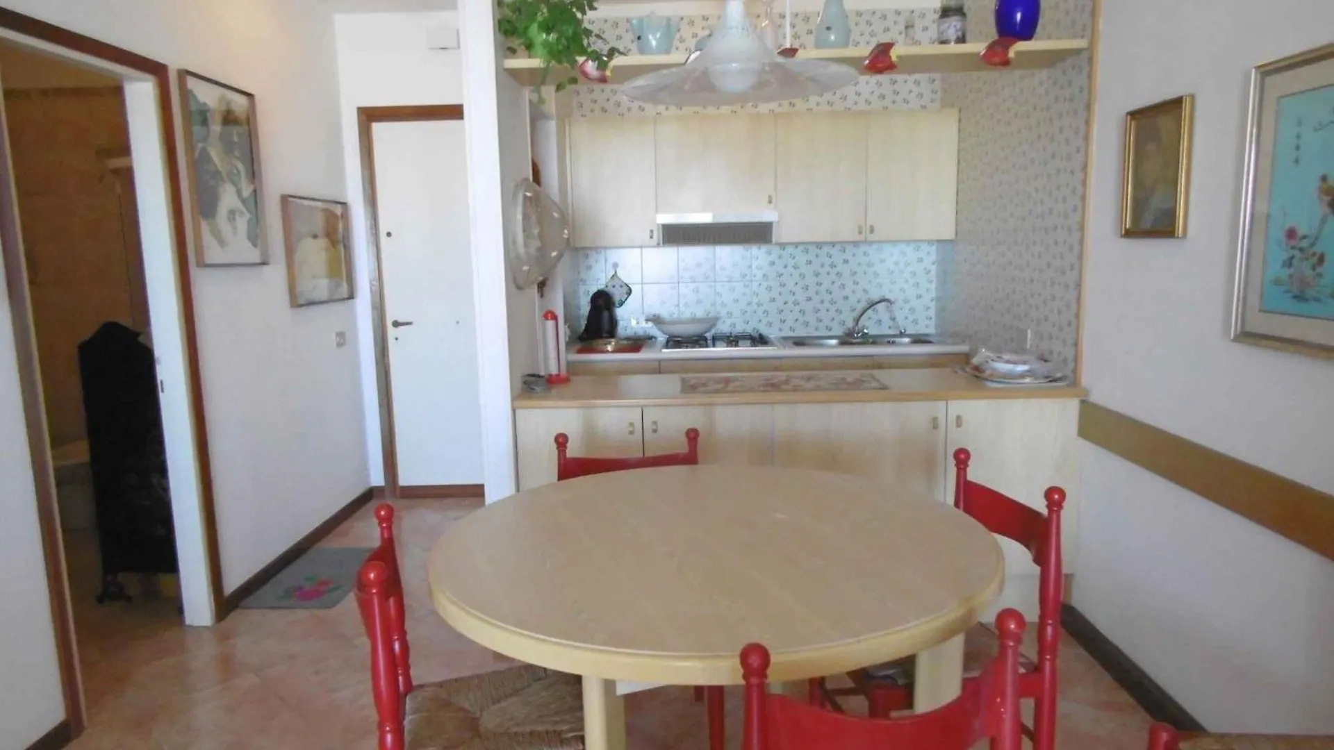 Apartment In Lido Di Jesolo 48307